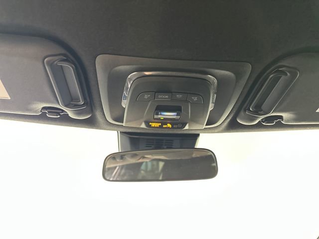 Used 2025 Toyota Corolla SE w/ SE Package image 24