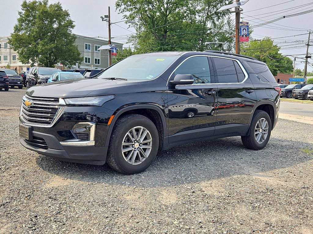 Certified 2023 Chevrolet Traverse LT AWD/4WD image 3