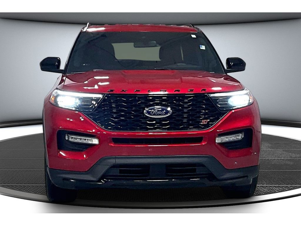 Used 2023 Ford Explorer ST image 4