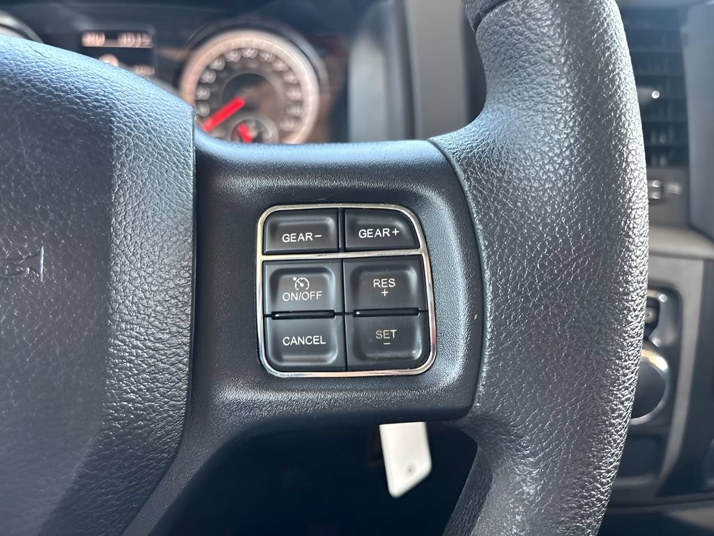 Used 2018 RAM 1500 Express RWD image 25