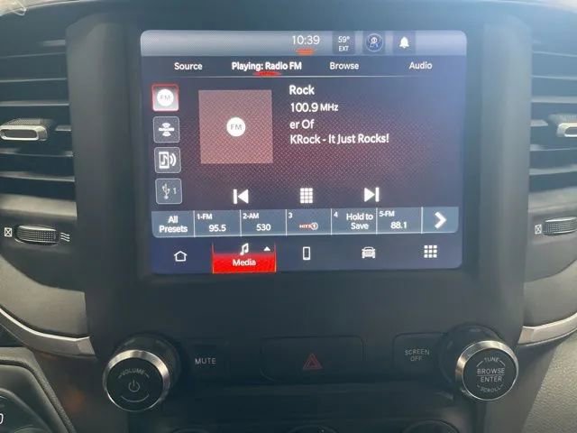 Used 2024 RAM 2500 Big Horn w/ Bed Utility Group image 18