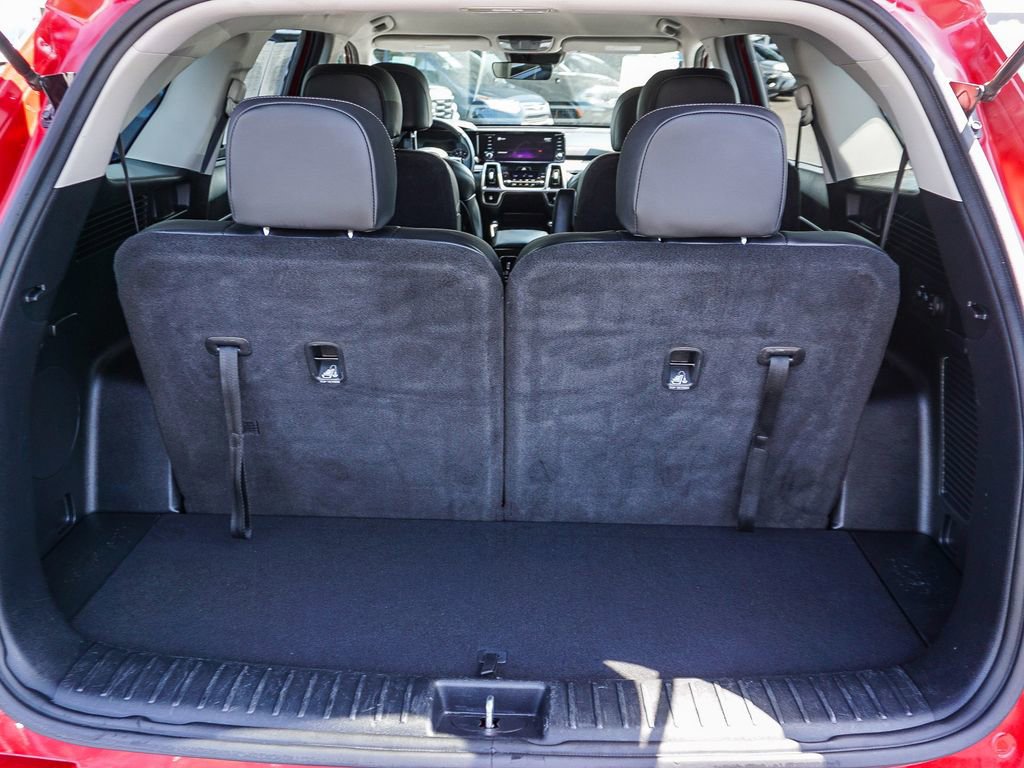 Certified 2022 Kia Sorento S FWD image 25