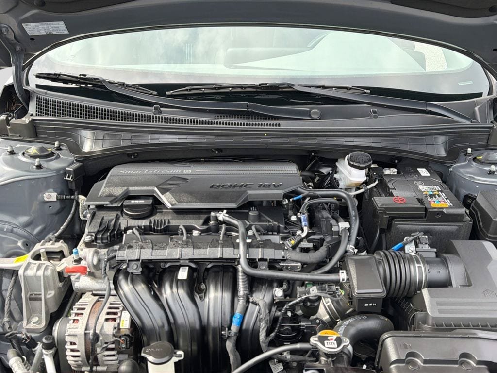 Certified 2024 Hyundai Elantra SEL w/ Convenience Package FWD image 15