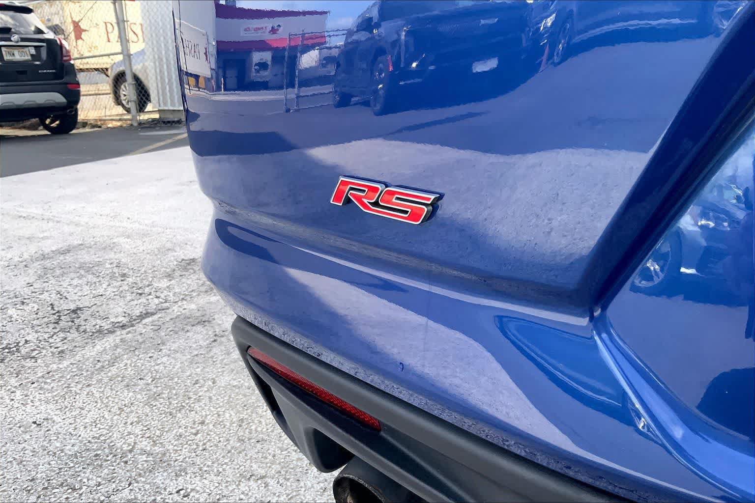 Used 2019 Chevrolet Camaro LT RWD image 7
