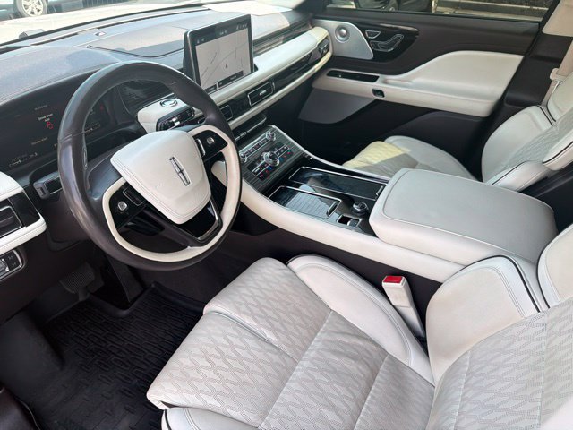 Used 2022 Lincoln Aviator Black Label w/ Dynamic Handling Package AWD/4WD image 13