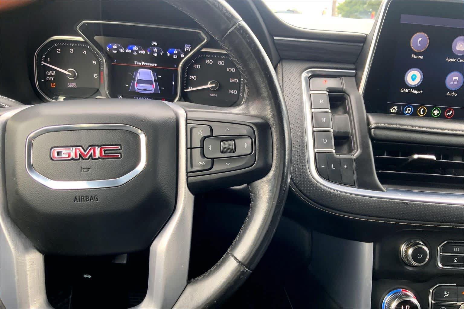 Used 2021 GMC Yukon XL SLT AWD/4WD image 23