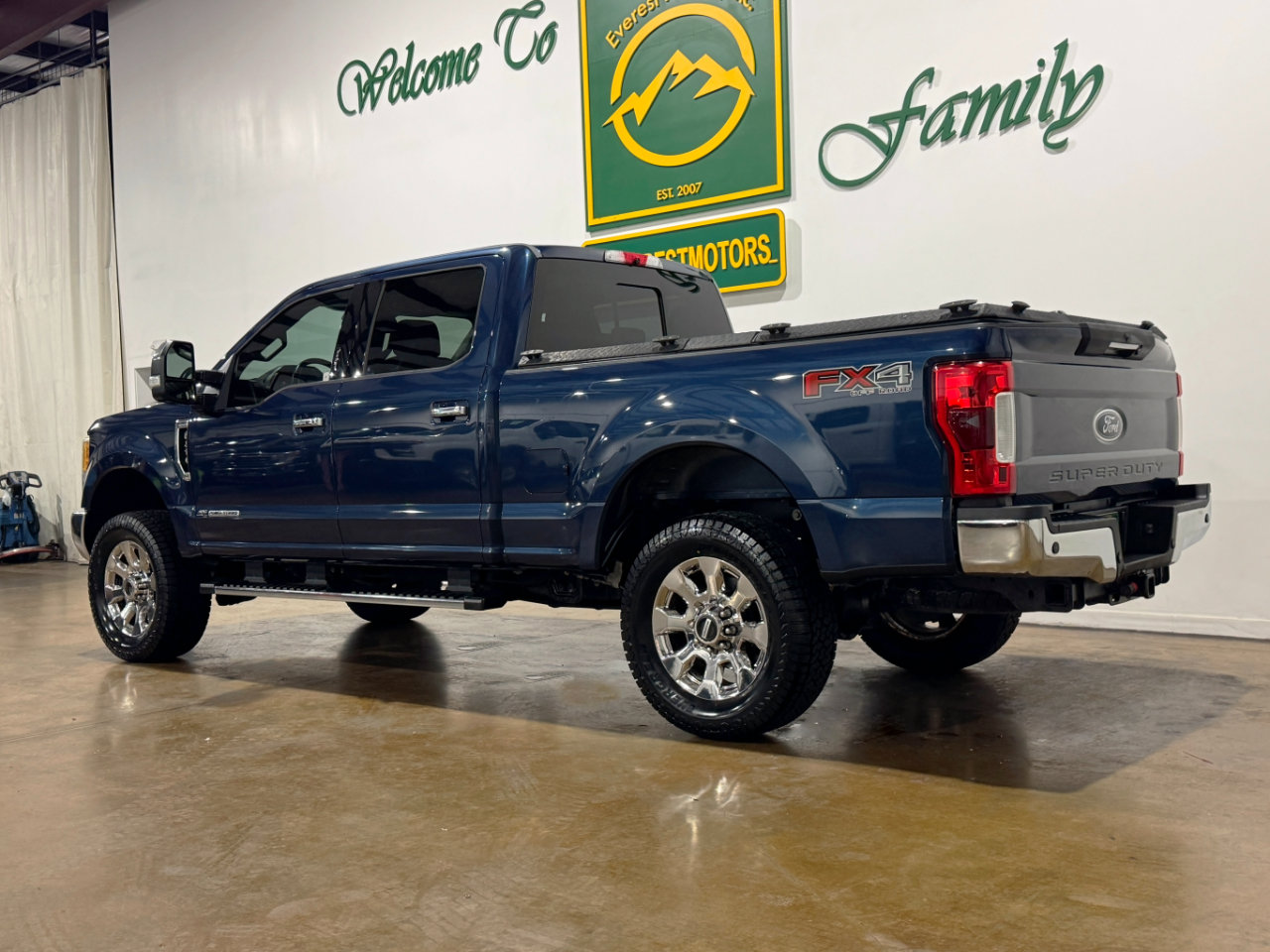 Used 2017 Ford F250 Lariat w/ Lariat Ultimate Package image 2
