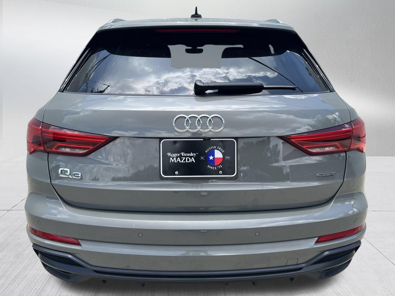 Used 2020 Audi Q3 2.0T Prestige w/ Prestige Package AWD/4WD image 7