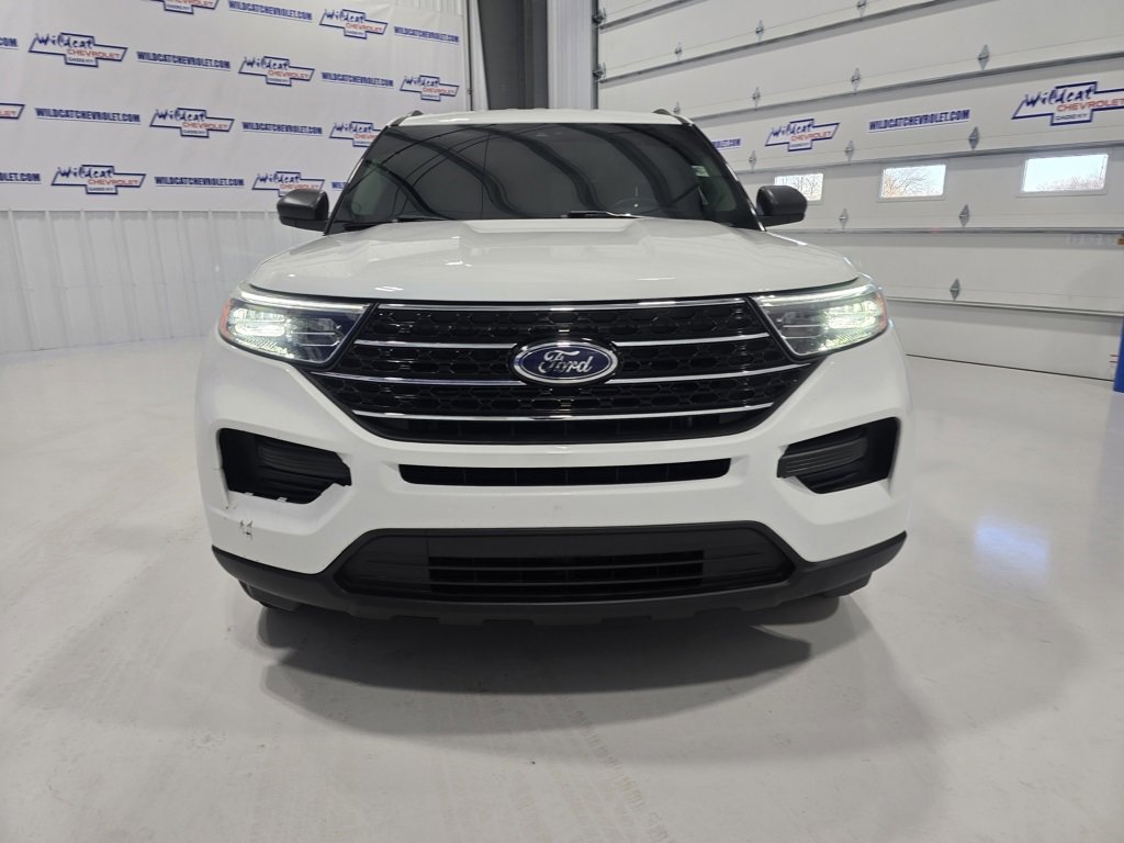 Used 2020 Ford Explorer XLT w/ Comfort Package image 10