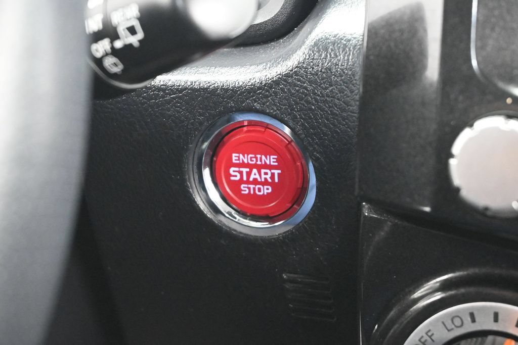 Used 2022 Toyota 4Runner TRD Off-Road AWD/4WD image 13