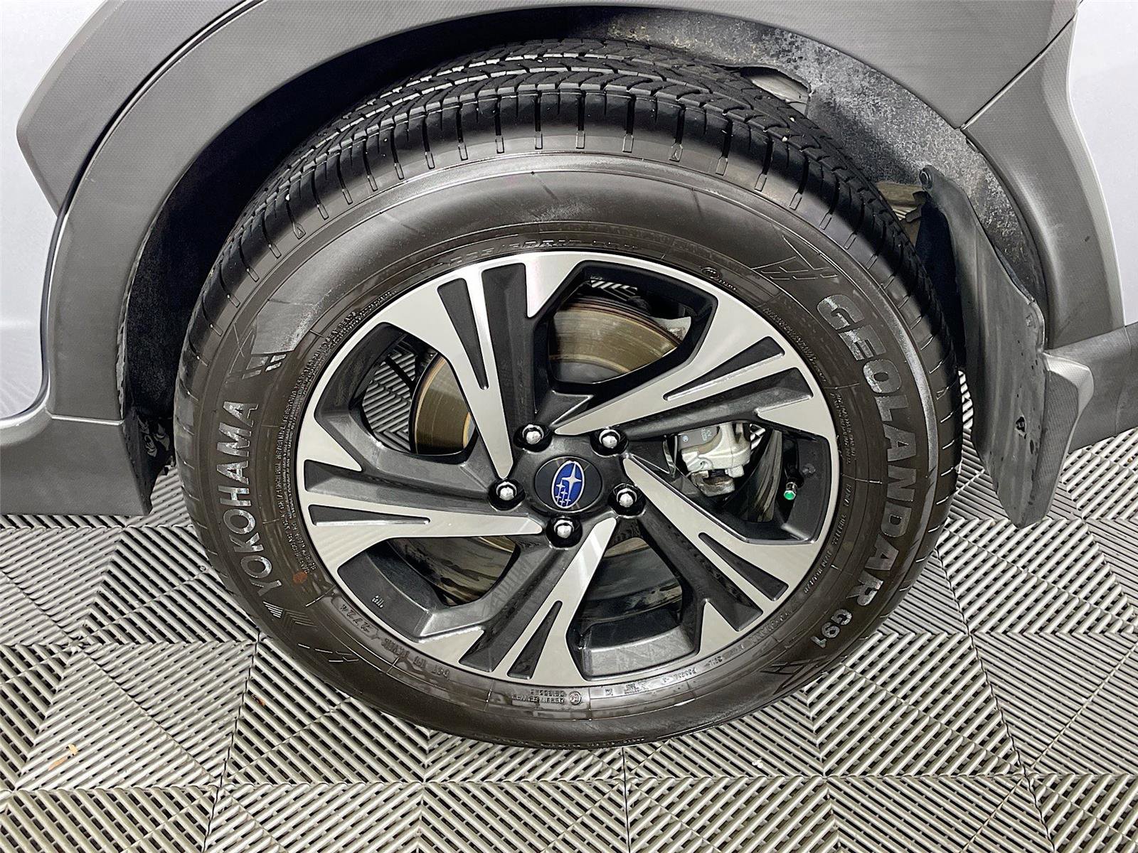 Certified 2024 Subaru Crosstrek 2.0i Premium image 32