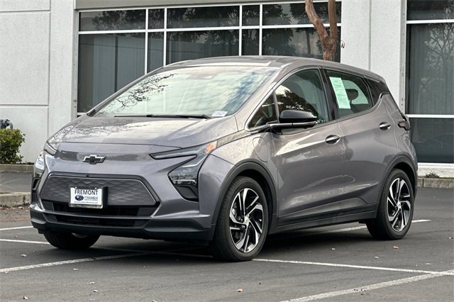Used 2022 Chevrolet Bolt LT w/ Infotainment Package image 8