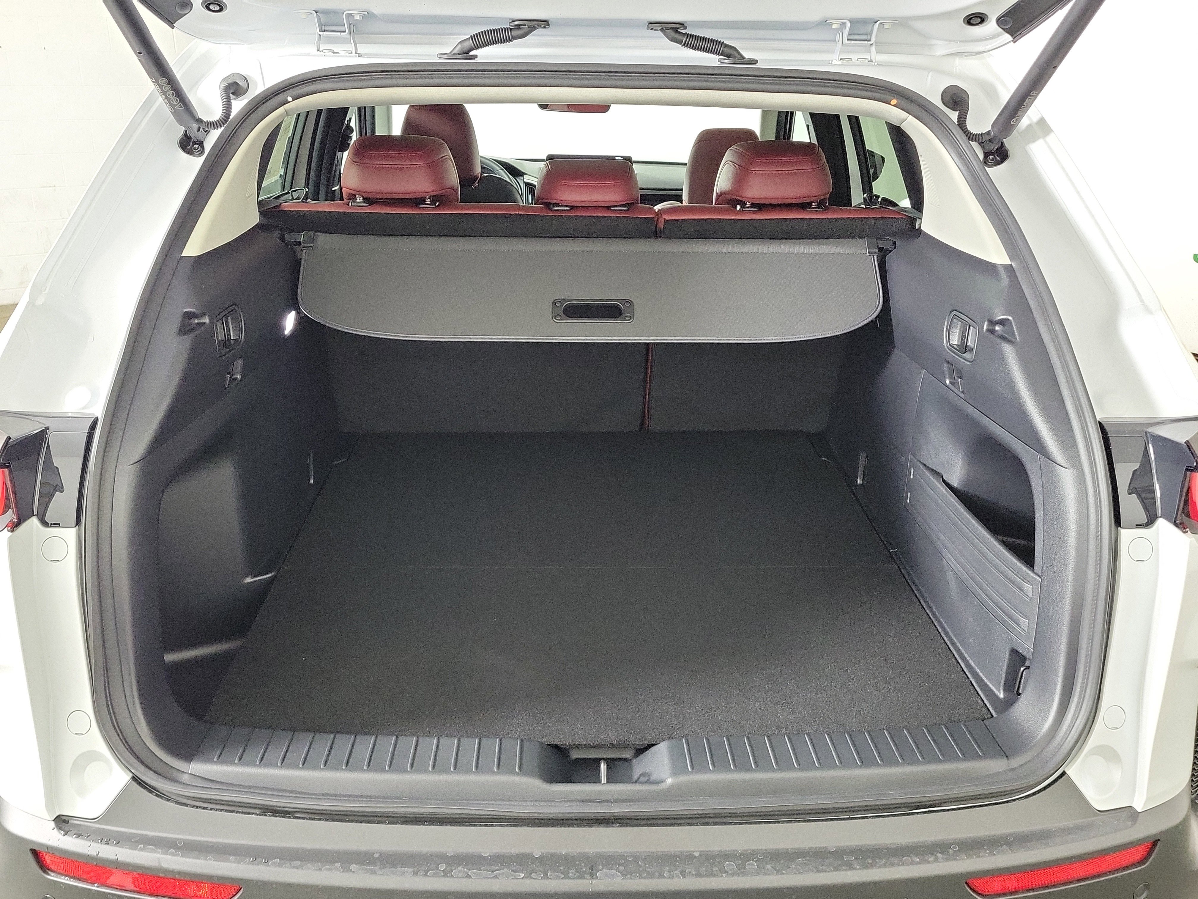 New 2026 MAZDA CX-50 AWD 2.5 Hybrid w/ Cargo Package image 27