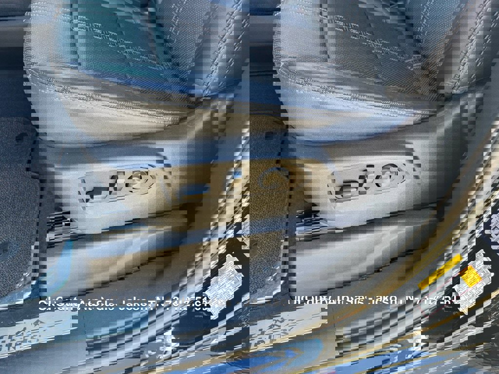 Used 2025 Chevrolet Silverado 2500 High Country w/ Midnight Edition image 60