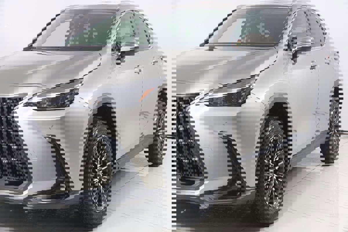 Used 2025 Lexus NX 350 AWD w/ Cold Area Package image 54
