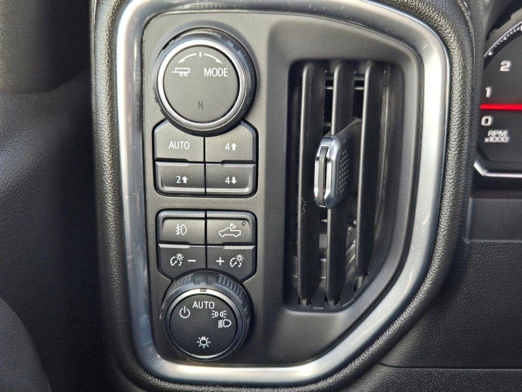 Used 2022 Chevrolet Silverado 1500 LT Trail Boss w/ LPO, Dark Essentials Package image 14