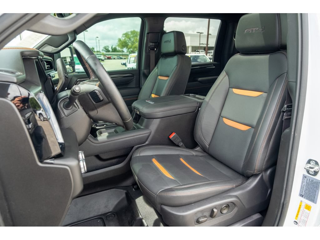 Used 2026 GMC Sierra 2500 AT4 w/ AT4 Premium Plus Package AWD/4WD image 12
