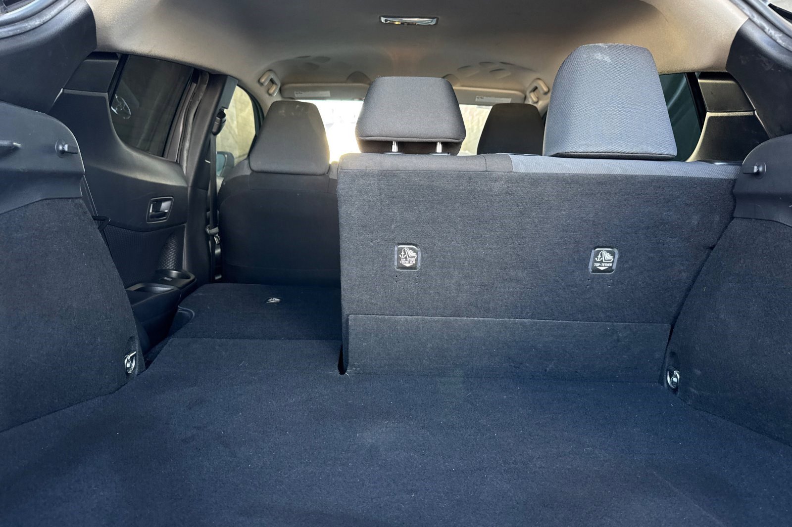 Used 2021 Toyota C-HR LE image 32