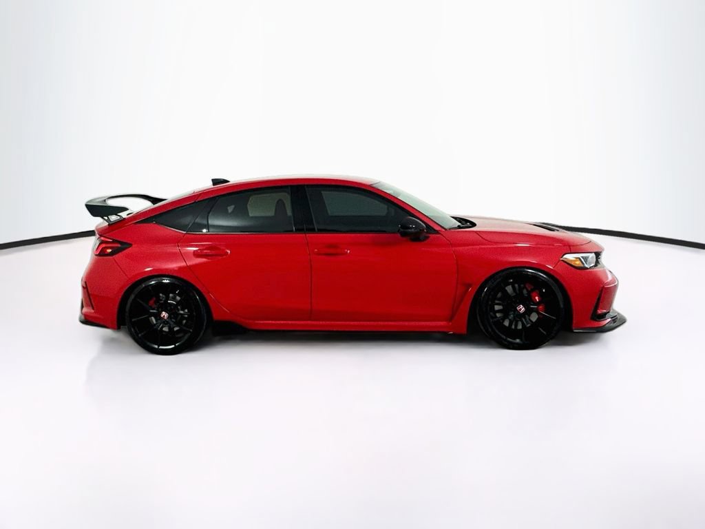 Used 2023 Honda Civic Type R image 9