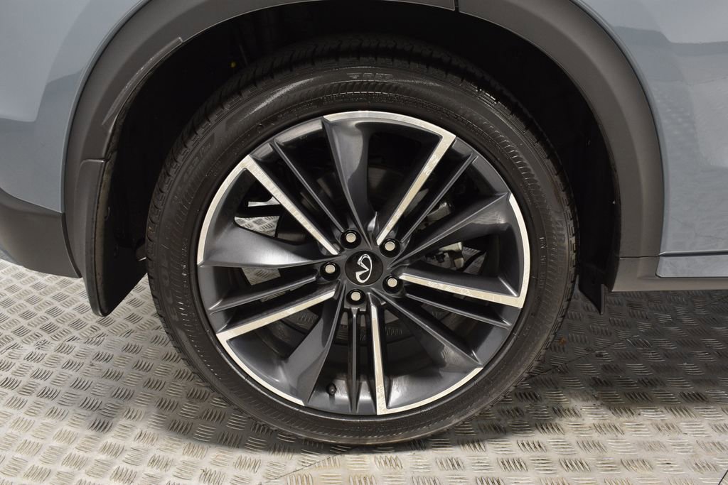 Certified 2025 INFINITI QX55 Essential image 37