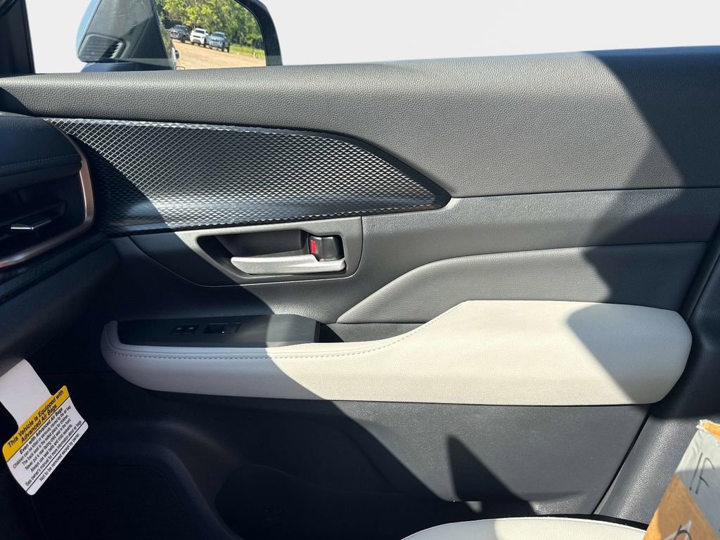 New 2026 Toyota Grand Highlander AWD Hybrid image 20