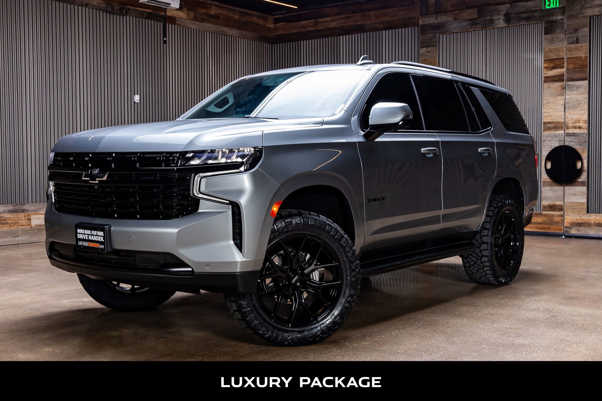 Used 2023 Chevrolet Tahoe RST w/ Luxury Package AWD/4WD image 5