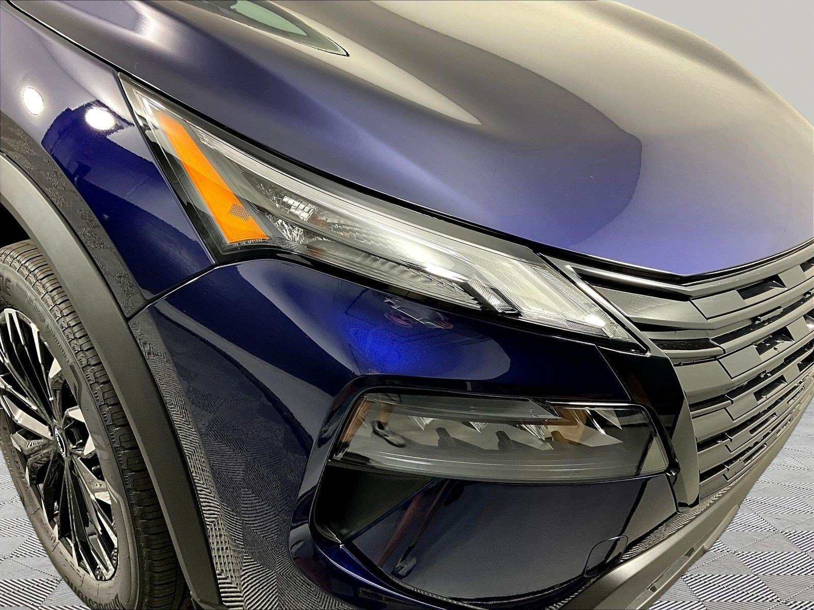 New 2026 Nissan Rogue Dark Armor AWD/4WD image 8