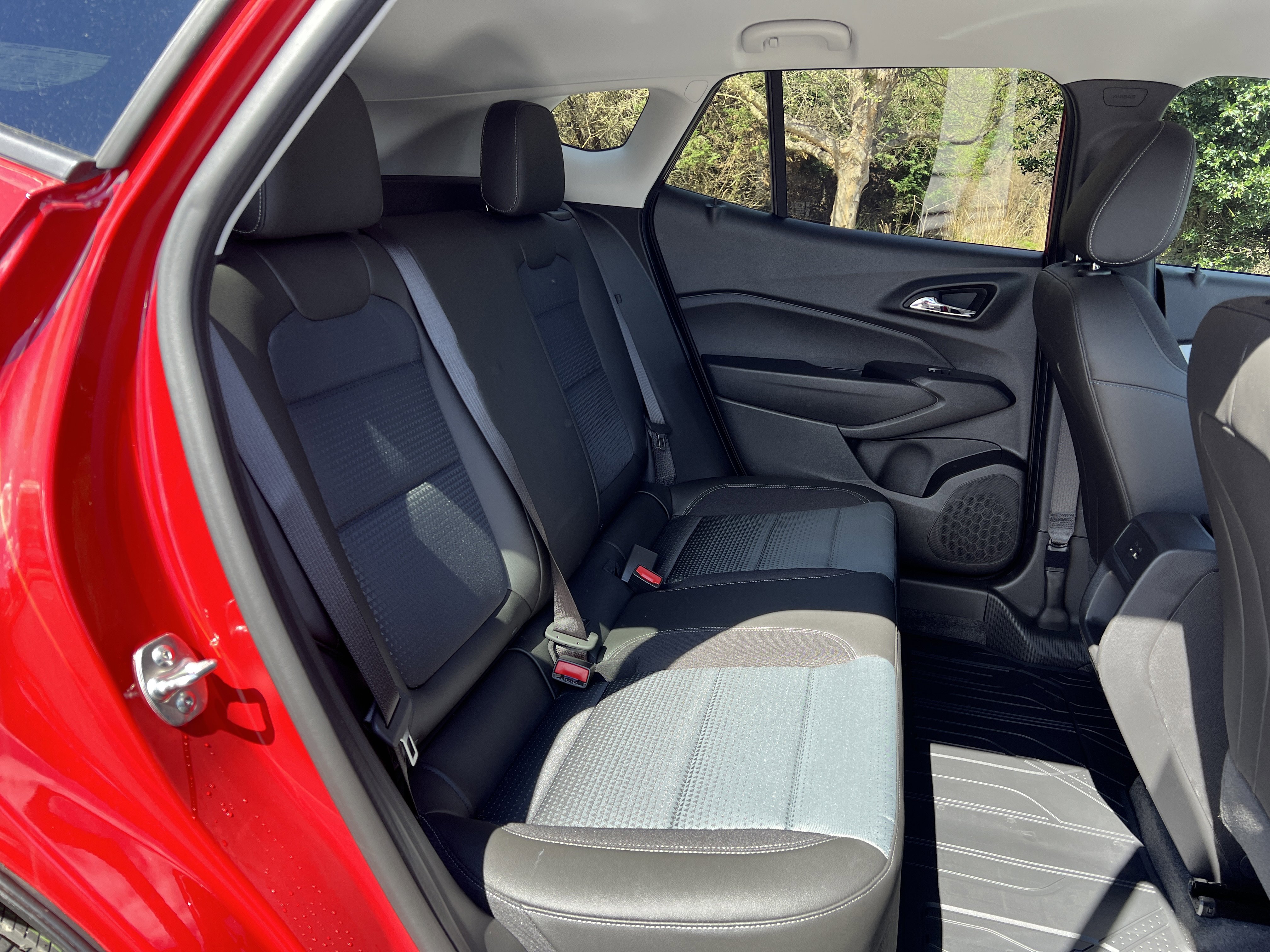 New 2026 Chevrolet Trax LT w/ Midnight Edition image 34