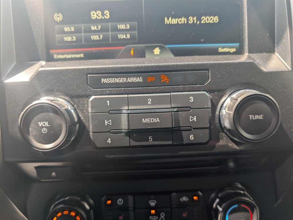 Used 2015 Ford F150 XLT w/ Equipment Group 302A Luxury AWD/4WD image 19