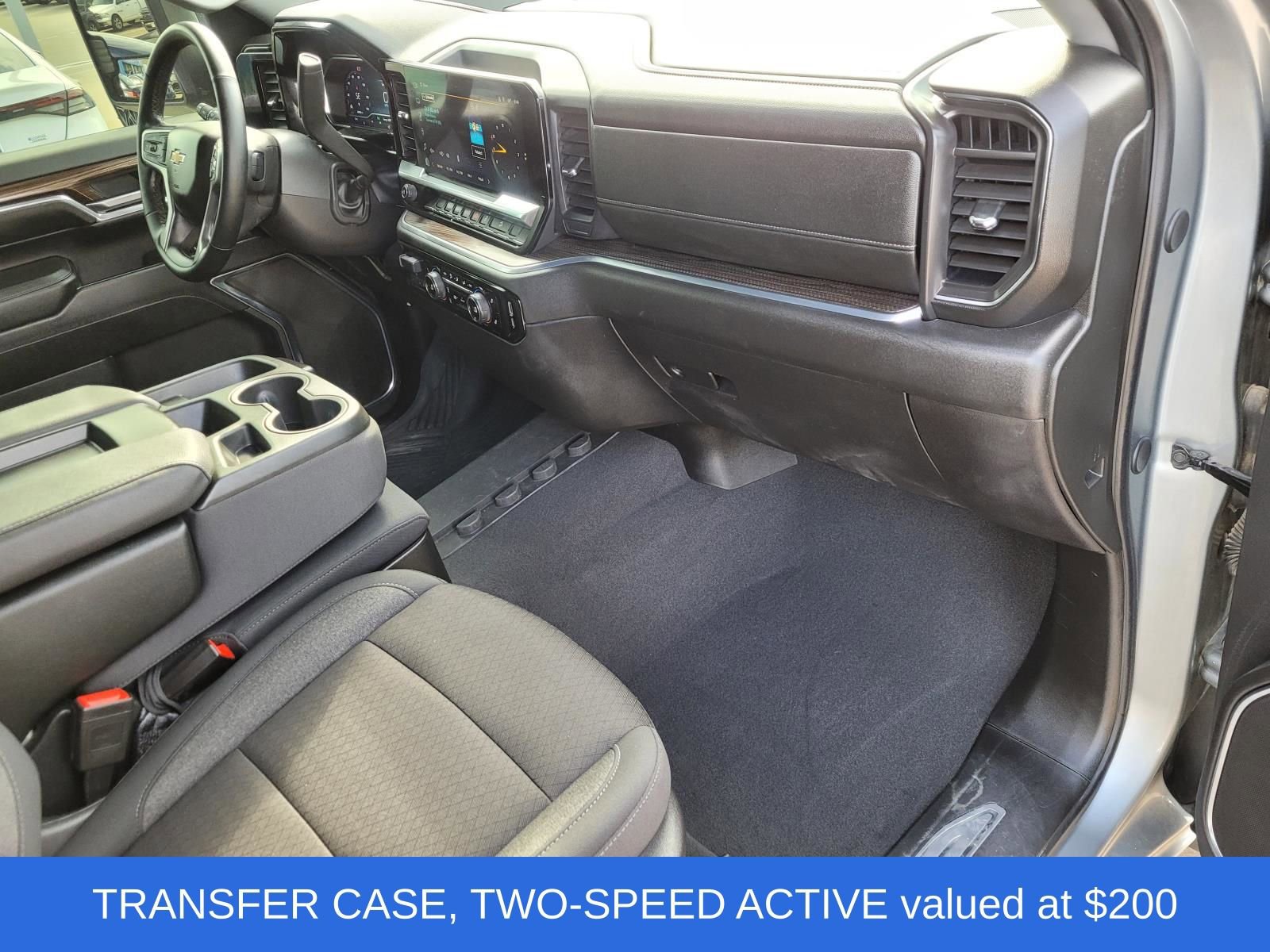 Used 2024 Chevrolet Silverado 2500 LT AWD/4WD image 10