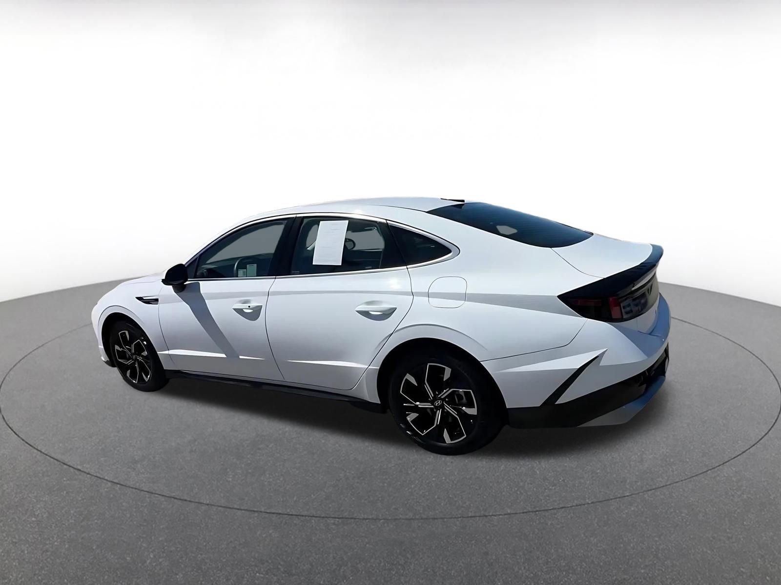 Used 2025 Hyundai Sonata SEL image 11