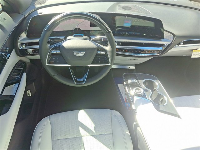 New 2026 Cadillac Lyriq Luxury image 9