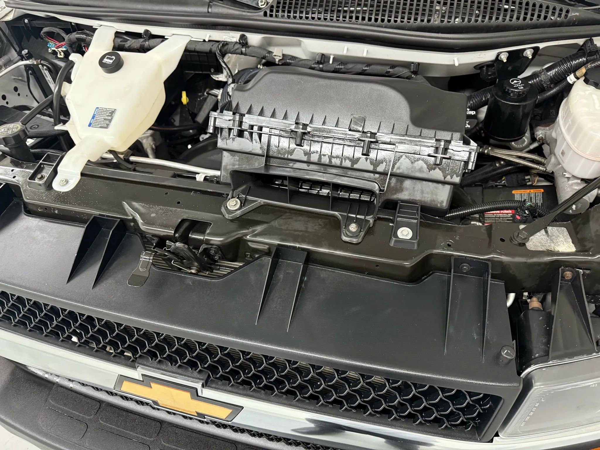 Used 2021 Chevrolet Express 2500 w/ Driver Convenience Package image 41