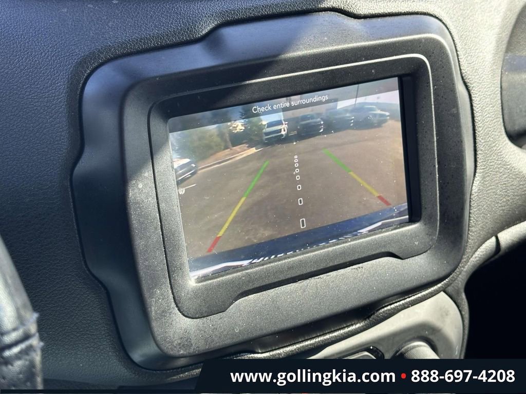 Used 2018 Jeep Renegade Latitude image 25