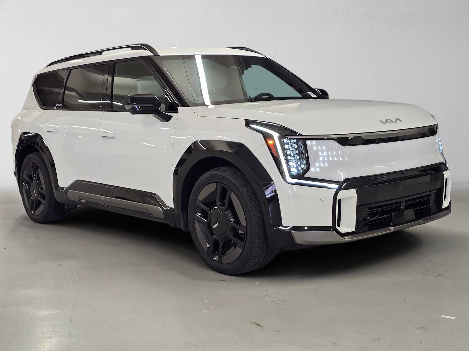 Used 2024 Kia EV9 GT-Line AWD/4WD image 7