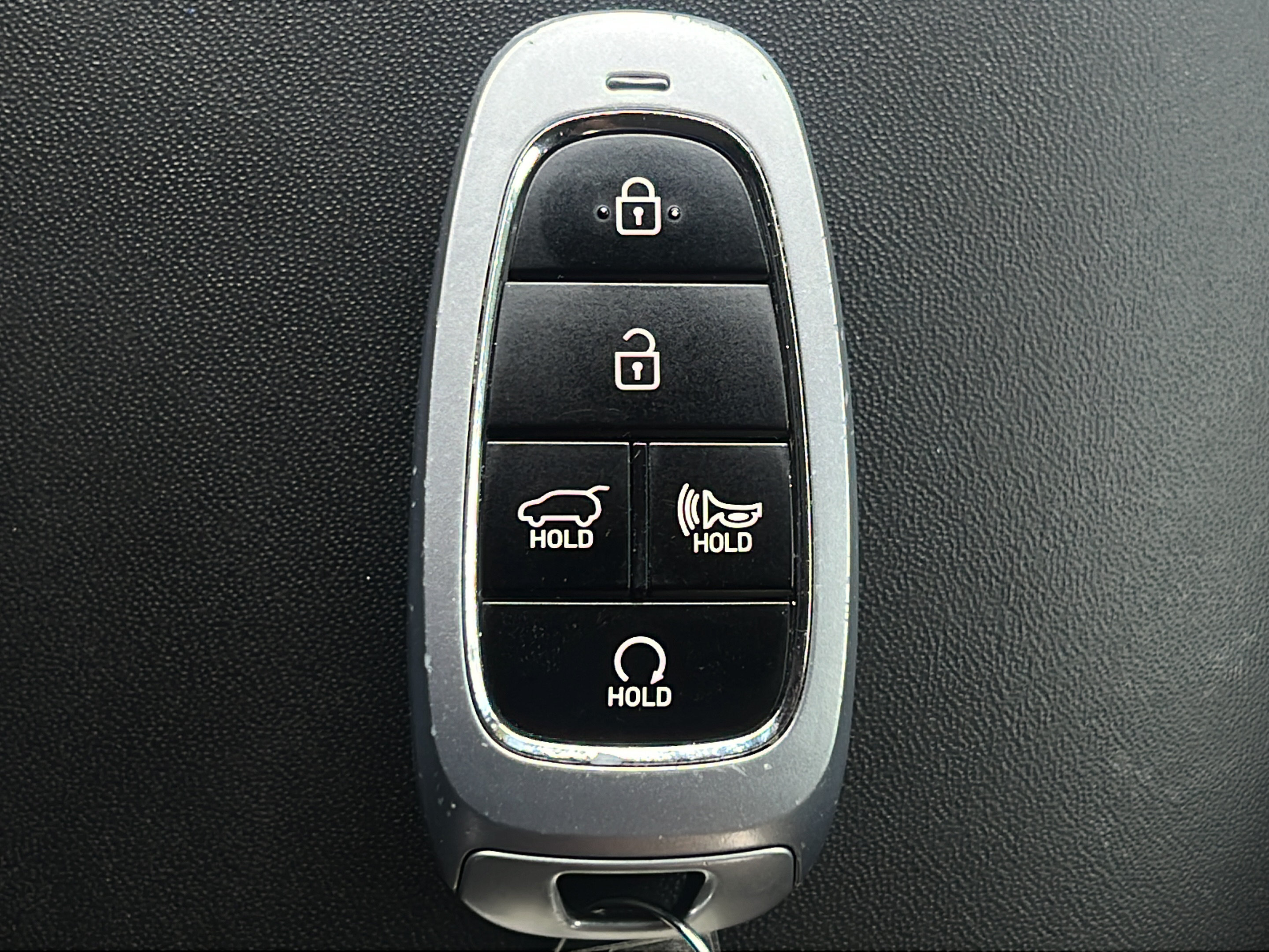 Used 2023 Hyundai Santa Fe SEL FWD image 27