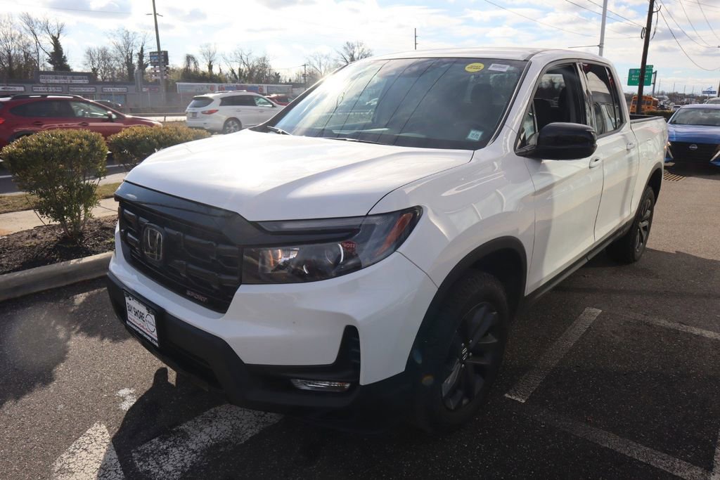 Used 2024 Honda Ridgeline Sport image 10