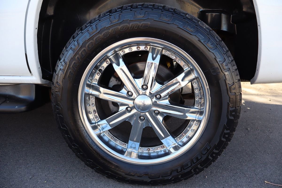 Used 2003 Chevrolet Tahoe LT image 46