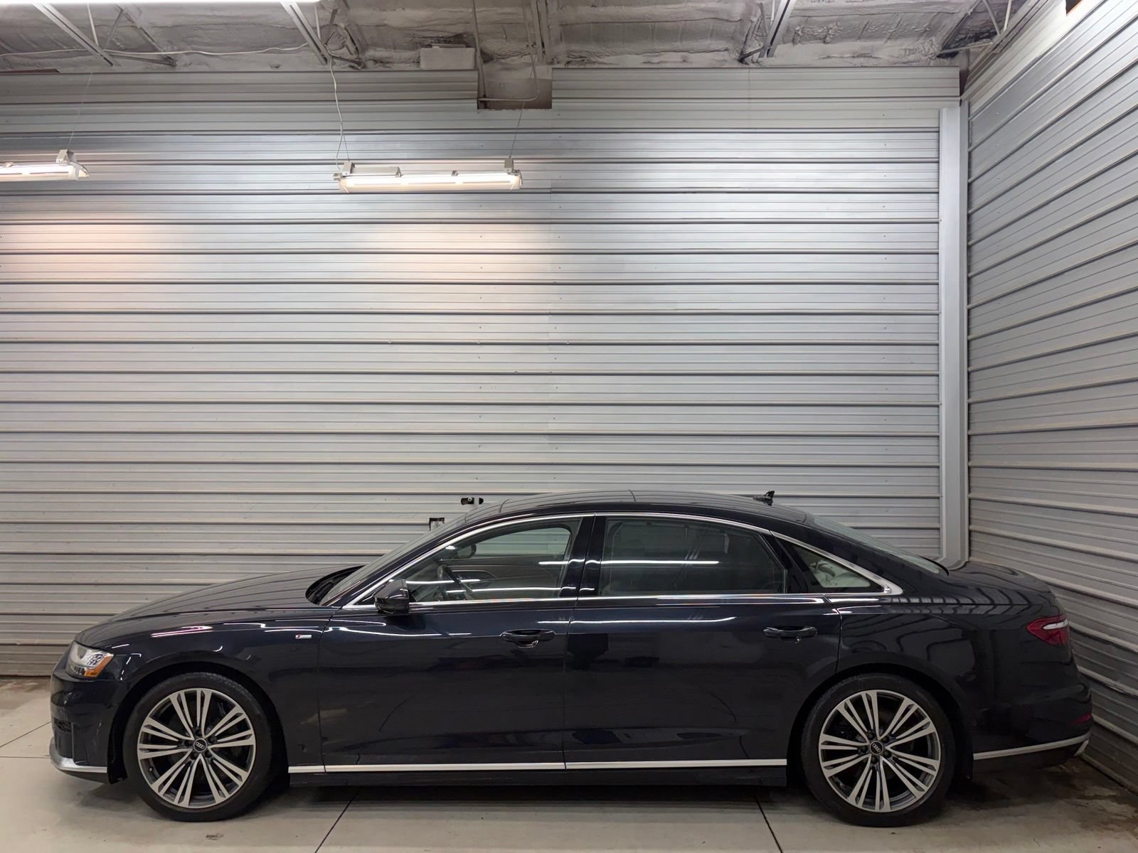 Used 2021 Audi A8 L 4.0T w/ Luxury Package AWD/4WD image 8