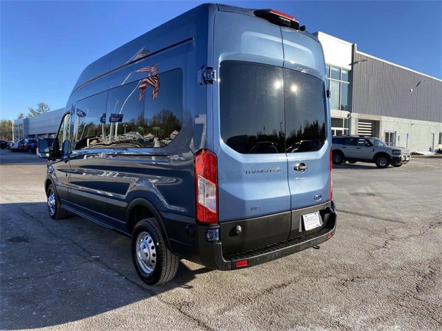 Used 2024 Ford Transit 250 148 High Roof AWD image 6