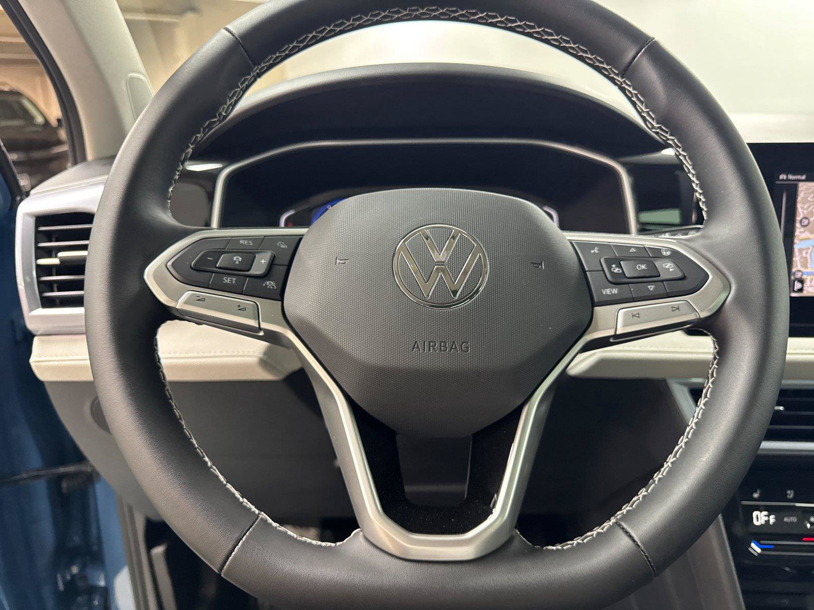 New 2026 Volkswagen Taos SEL AWD/4WD image 23
