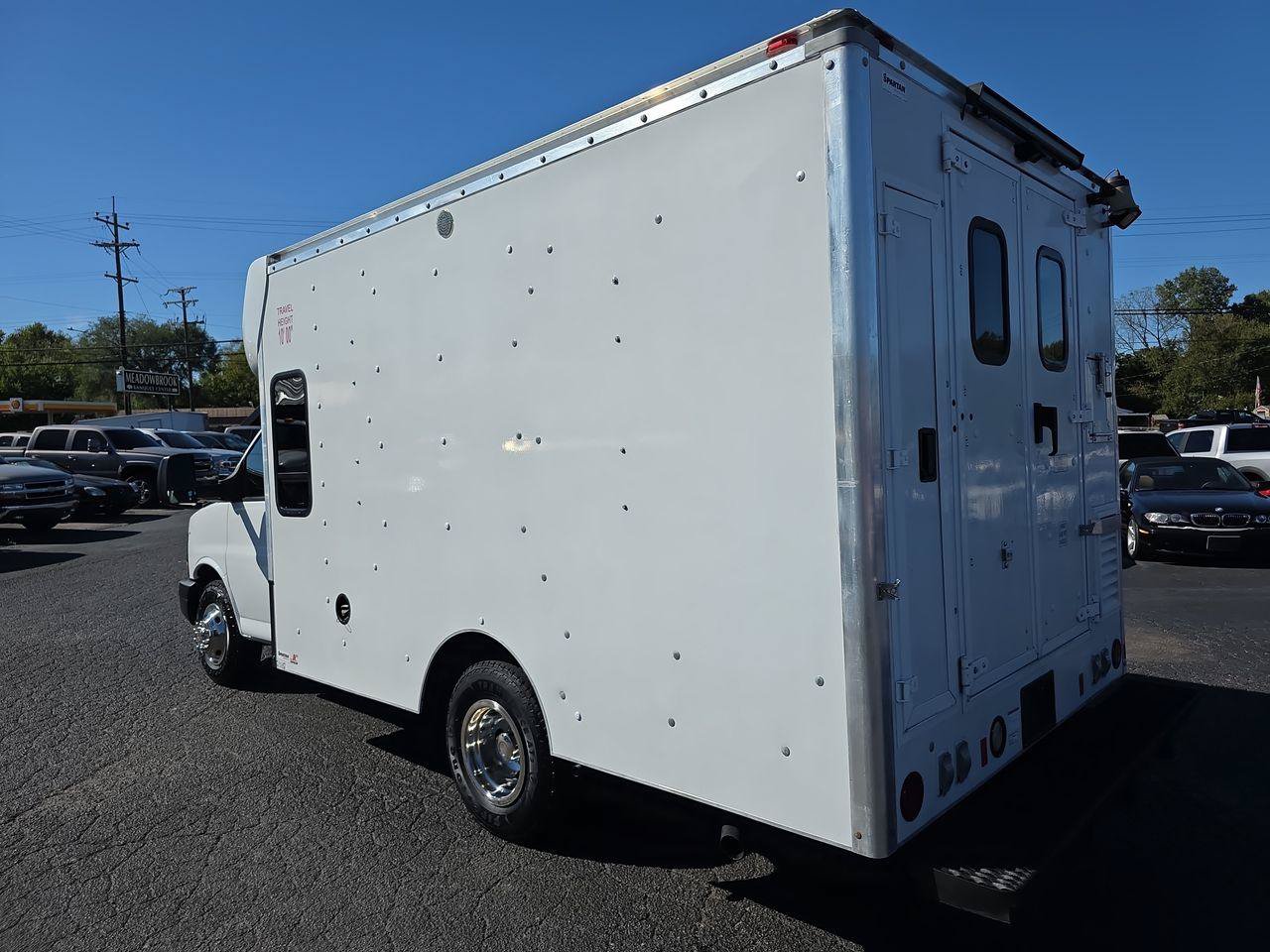 Used 2012 Chevrolet Express 3500 RWD image 20