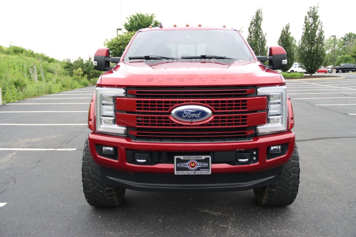 Used 2019 Ford F350 Platinum w/ Platinum Ultimate Package AWD/4WD image 3