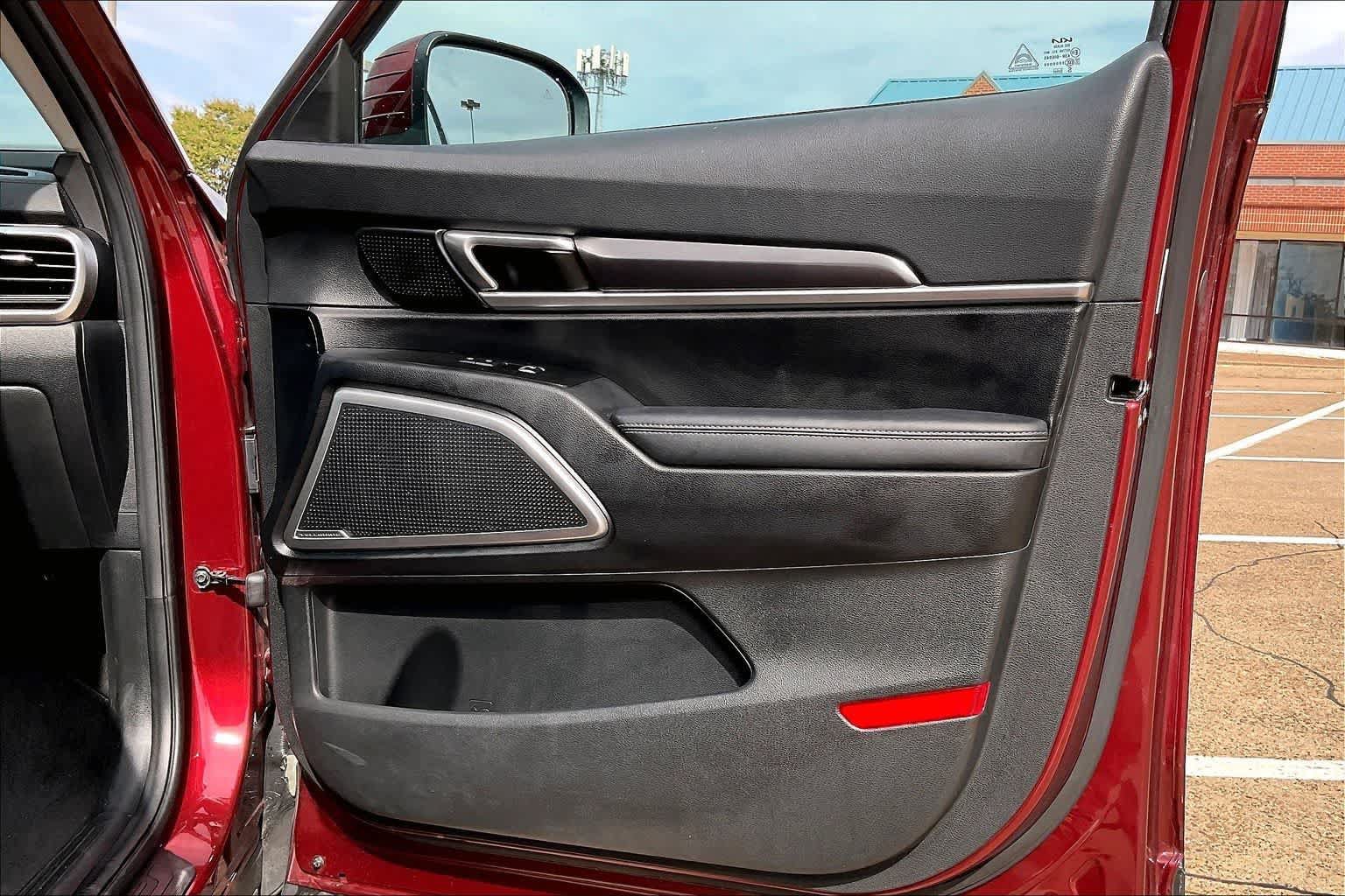 Certified 2023 Kia Telluride S w/ S Sunroof Package AWD/4WD image 27