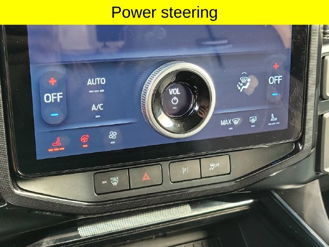 Used 2024 Ford F150 Lightning Platinum AWD/4WD image 17
