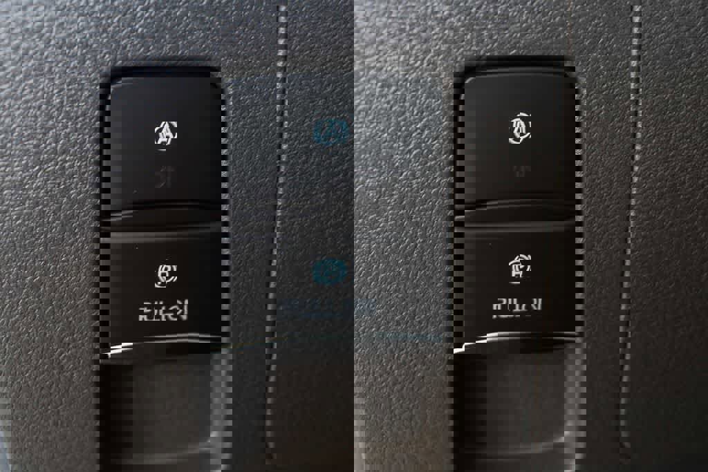 New 2026 Ford Transit 250 148 Medium Roof image 24