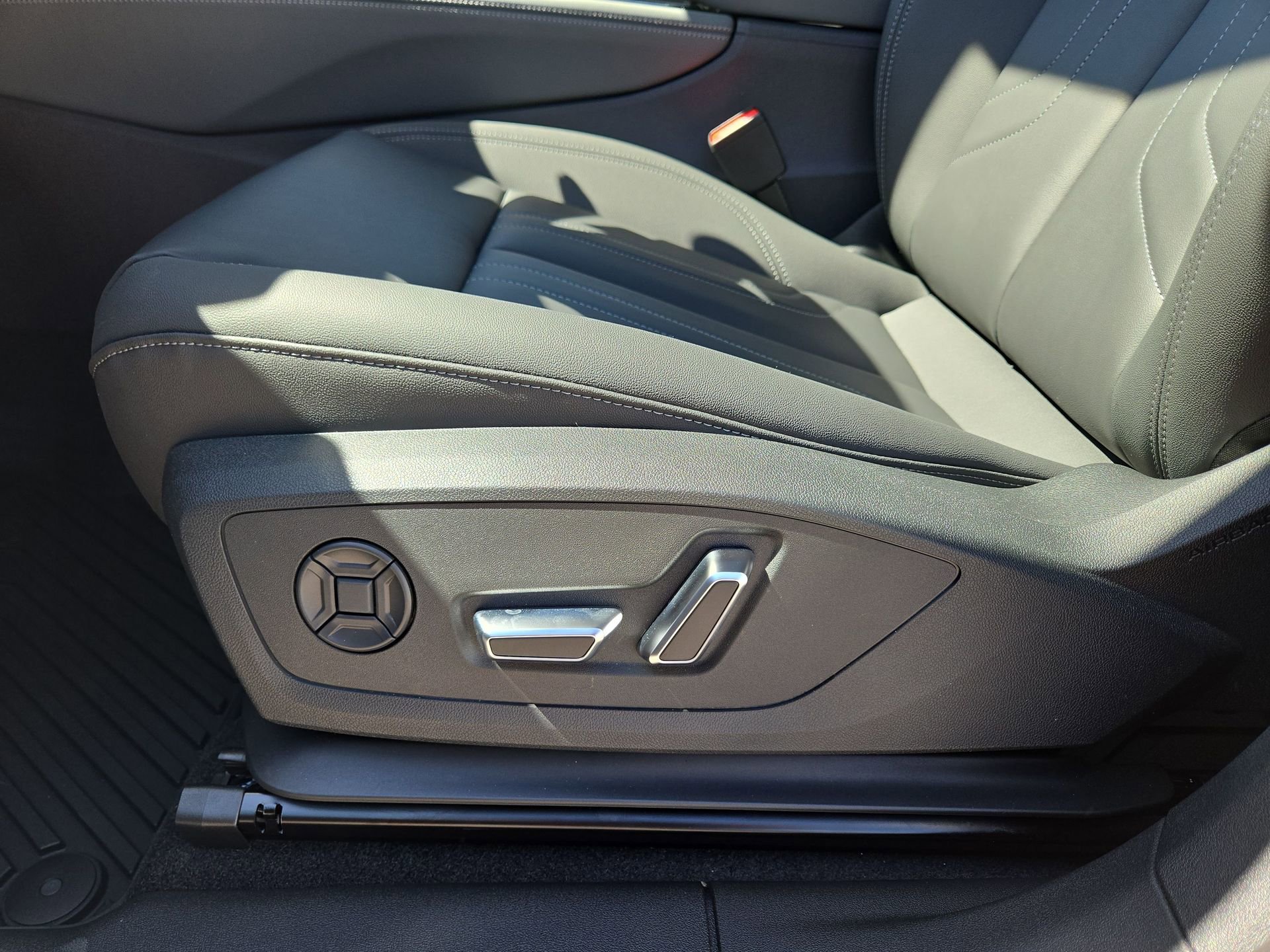 New 2026 Audi Q3 quattro 2.0T image 17