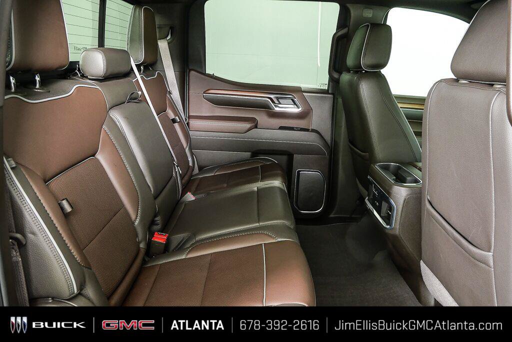 Used 2025 GMC Sierra 1500 Denali w/ Technology Package AWD/4WD image 23