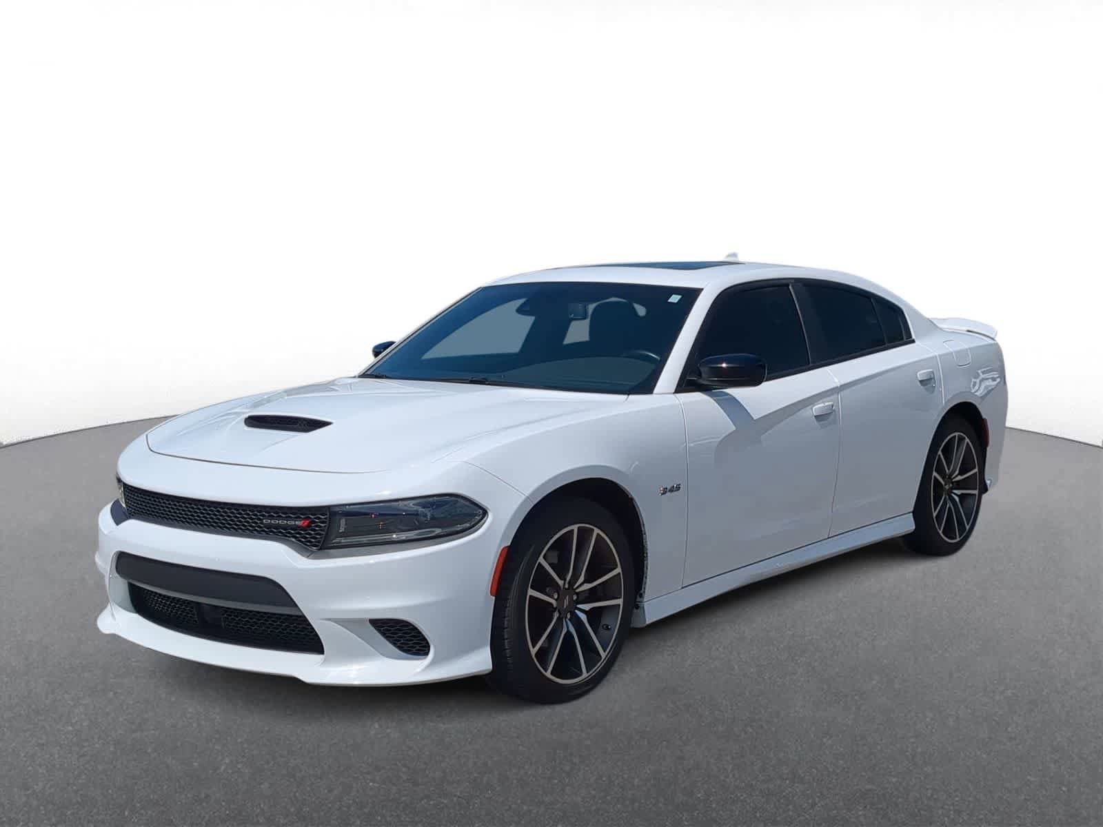 Certified 2023 Dodge Charger R/T w/ Technology Group RWD image 4