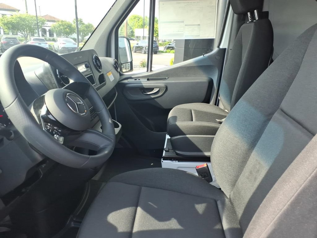 New 2026 Mercedes-Benz Sprinter 2500 image 13
